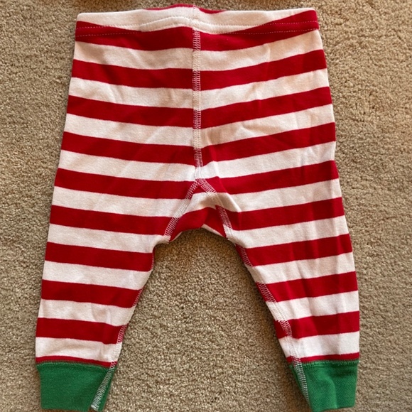 Hanna Andersson 9-12 mo Striped Christmas pajamas - Picture 3 of 4